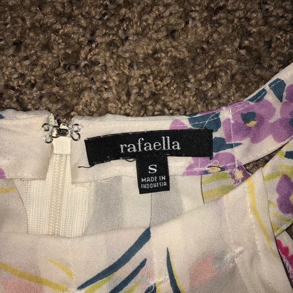 Floral Tank Top - Size Small - Picture 2 of 6